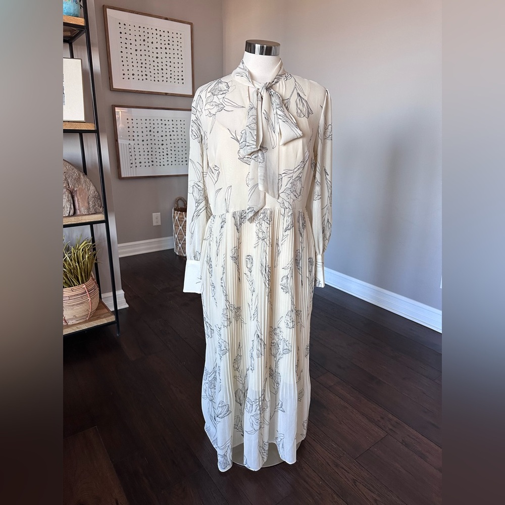 A New Day Flowy Fairy Floral Chiffon Long Sleeve Maxi Dress Ivory/Black LG NWT